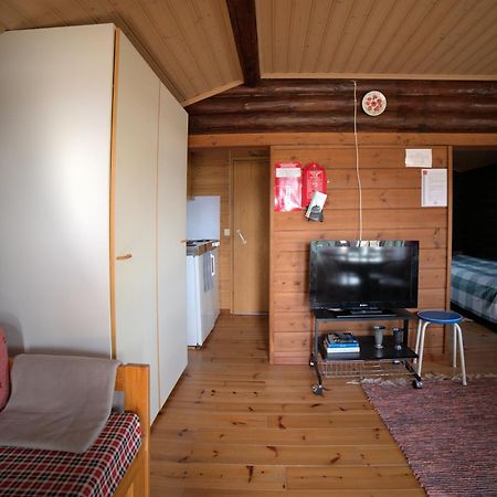 Pukinsaaren Camping คริชตินานเกาพุงกิ ภายนอก รูปภาพ